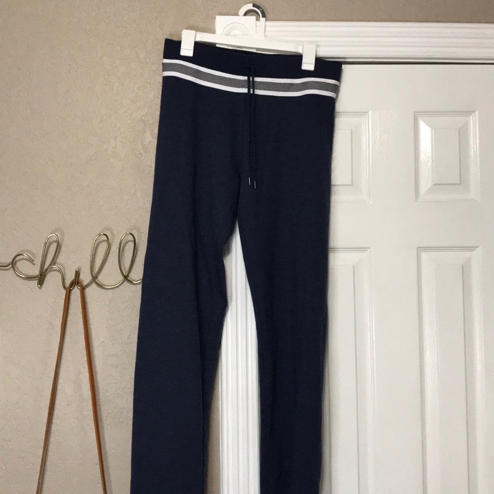 vs fleece sweatpants